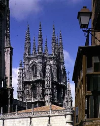 Lanternen (cimborio) formentlig designet af Juan de Langres (fl.c.1522-40) bygget af Felipe Vigarny og Juan de Vallejo (fl.c.1518-69) færdiggjort 1568
