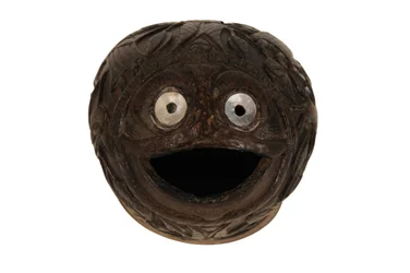 Udskåret kokospengebørn, spansk koloni, ca. 1800 (kokosnød)