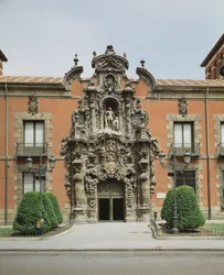 Indgangsfacade, der viser døråbningen designet af Pedro Domingo de Ribera (1681-1742) ca. 1722