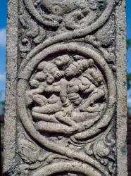 Relief af en søjle af buddhistisk tempel