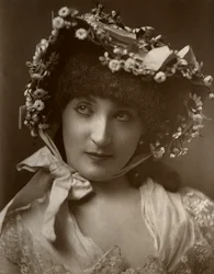 Miss Mulholland, skuespillerinde, 1884