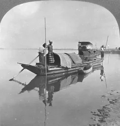 Burmesisk båd på Irrawaddy-floden, Burma, 1908