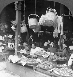 Butikker på et indfødt marked, Rangoon, Burma, 1908