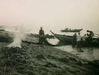 De japanske fiskeres hjemkomst ca. 1900 - 1915 (fotografi)