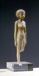 Statuette af en nøgen kvinde i elfenben, Tredje Mellemperiode, Egypten