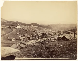 [Gold Hill, West Silver City, Nevada, Silver Peak-bjergkæden]
