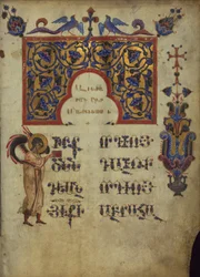 Dekoreret initial med symbol på evangelisten Matthew