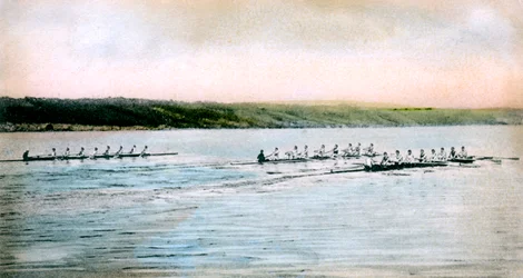 En prøvetur af Cornell-besætningerne på Cayuga-søen, 1906