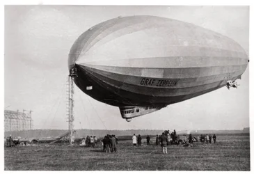 Luftskibet LZ127 Graf Zeppelin fortøjet i Löwental, Tyskland, 1933