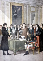 Alessandro Volta, demonstrerer sit bunkebatteri for Napoleon, c1800 1901