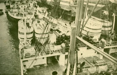 En imponerende række af både ombord på Leviathan., c1930.