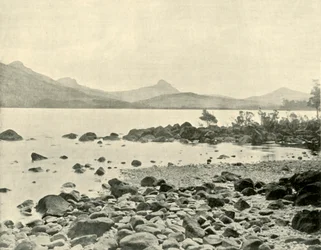 Ved Lake St. Clair, 1901.