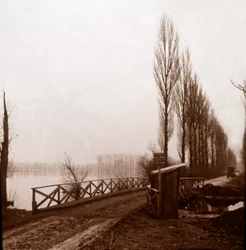 Bro over floden Ailette, Nordfrankrig, c1918
