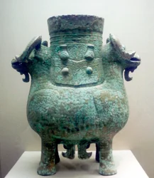 Rituelt kar af bronze, Shang-dynastiet, Kina, 1100-tallet f.Kr