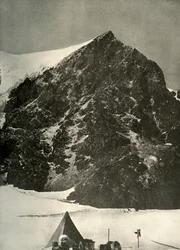 Lejr den 17. december på Ferrar-gletsjeren under Sentinel Rock, 1908, 1909