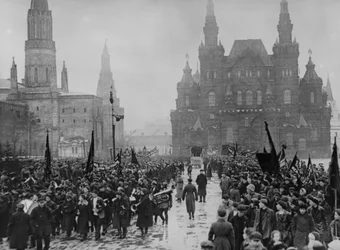 Fejring i anledning af 8-årsdagen for oktoberrevolutionen i Moskva, 1925.