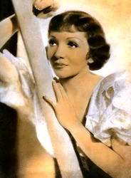Claudette Colbert, franskfødt amerikansk skuespillerinde, 1934-1935
