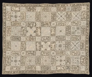 Klæd med enhjørninger, drager, andre dyr og blomstermønstre, 1800-tallet.