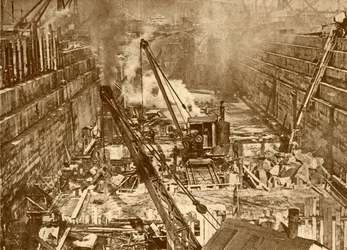 Konstruktion af en tørdok ved Swansea, c1930.
