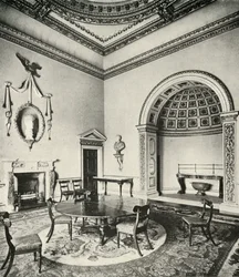 Kontrasterede interiører: Palladian - The Dining-Room, Holkham, Norfolk, af William Kent, med Regency