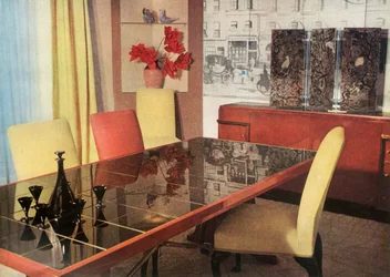 Spisestue i sang-de-boeuf lak, af Hayes Marshall for Fortnum & Mason Ltd., London, 1937.