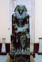Dioritstatue af den oldegyptiske farao Khafre, 26. århundrede f.Kr.