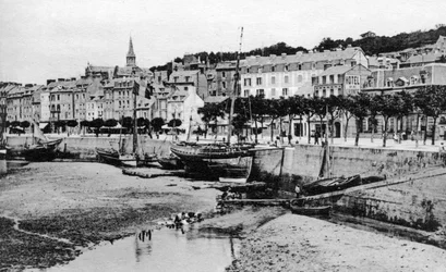 Dockside, Trouville, Frankrig, c1920