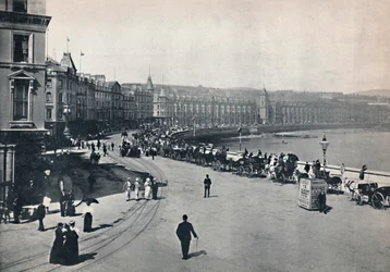 Douglas - Generel udsigt over promenaden, 1895
