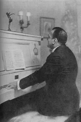 Enrico Caruso - Italiens berømte tenor ved klaveret, c1925