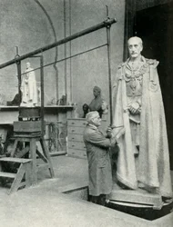 Europæisk billedhugger, 1947.