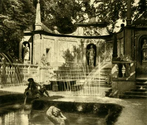 Springvand, Hellbrunn Palace, Salzburg, Østrig, c1935.