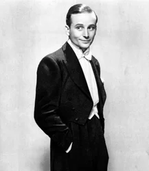 Frank Lawton, britisk skuespiller, 1934-1935