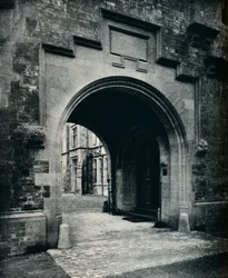 Grizedale Hall, Lancashire: Buegang i Tower til Porte-Cochere, c1911