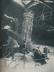 Hækket rund med stål og beton, 100-tommer reflektor, c1935