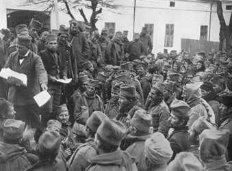 Udstedelse af pas til et par dages orlov derhjemme til de sårede serbiske tropper ved Nish, 1915