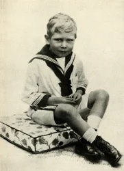 Kong George VI på ferie i Osborne i 1899, 1937.