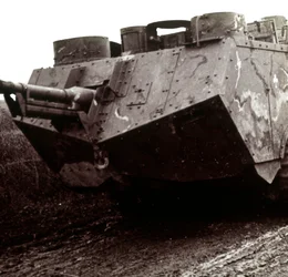 Stor tank på farten, c1914-c1918