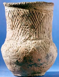 keramisk bægerglas fra sen yngre stenalder fra bronzealderen, europæisk, c4000 f.Kr.