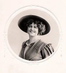 Marie Studholme 1875-1930, engelsk skuespillerinde, 1909