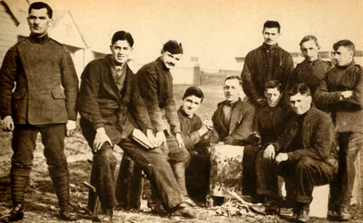Mechanics of the Royal Flying Corps, Farnborough, Første Verdenskrig, 1915, 1933.