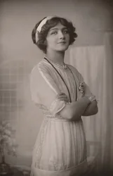Miss Lily Elsie, 1886-1962, som Alice in the Dollar Princess., c1930.
