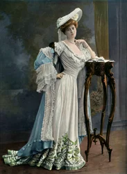Mlle. Paule Andral - Du Theatre Du Vaudeville - Rolle som Roseline Denis. - L
