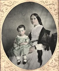 Mor og barn, ca. 1860.