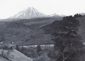 Mount Ngauruhoe, slutningen af det 19.-begyndelsen af det 20. århundrede.