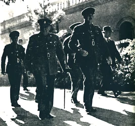 Mr. Churchill besøger Teheran, Persien, 1. december 1943, 1945.