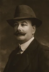Mr J Hartley Bibby, 1911.