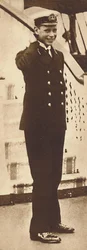 Naval kadet Prince Albert i Royal Yacht Victoria and Albert, 1912, 1937