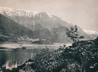 Ved Hardangerfjorden, 1914.