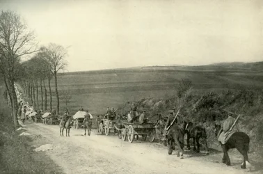På vej til skyttegravene, 1919.