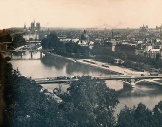 Paris. - Panorama mod Notre-Dame. -LL, c1910.